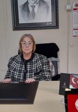 41 Yıldır M&uuml;hr&uuml;n&uuml; Kimseye Bırakmıyor!