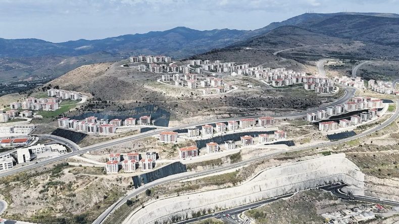 5 Bin Konutla Yaralar Sarıldı