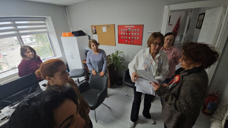 CHP Kadın Kolları İstifası