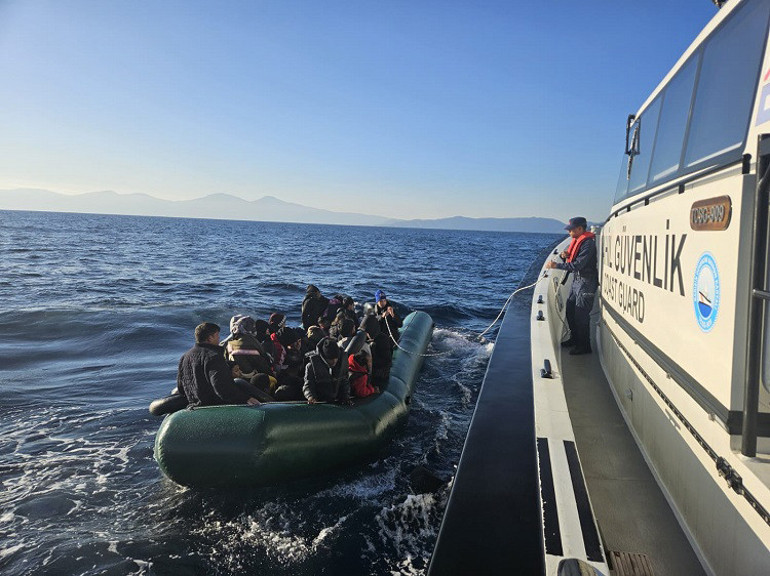 Göçmenlerin kurtarıldığı an