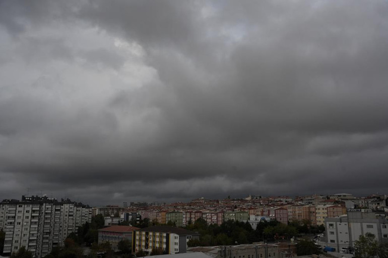 İstanbul Gökyüzünde Bulutlar