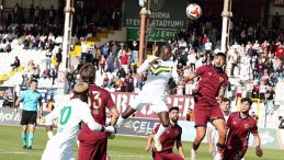 9 Kişiyle Bandırma Pes Etmedi!