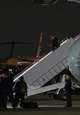 ABD&rsquo;de G&uuml;venlik Alarmı: Trump&rsquo;ın U&ccedil;ağı Yakınında Ş&uuml;pheli Yapı Tespit Edildi