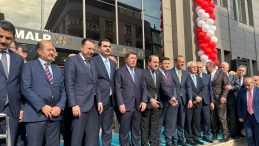 Adalet Bakanı Tunç, Kemalpaşa Adalet Sarayı’nın açılışını yaptı