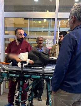 Adıyaman'da 17 Yaşındaki Kız Kendini Bıçakladı: Durumu Ağır!