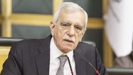 Ahmet Türk 'Örgüt Propagandası' Suçundan Beraat Etti