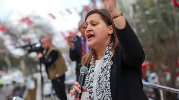 AK Parti'ye Ge&ccedil;iş İddiaları &Uuml;zerine Burcu K&ouml;ksal'dan A&ccedil;ıklama