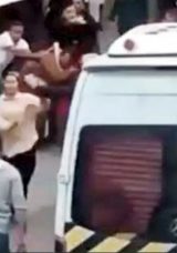 Akraba ailelerin evlilik kavgası kanlı sona erdi! 1 &ouml;l&uuml;, 4 yaralı