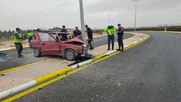 Aksaray’da Ceza Kesildi: Otomobil Aydınlatma Direğine Çarptı, 1 Kişi Hayatını Kaybetti, 1 Kişi Yaralandı