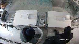 Altı Hırsızdan Şok Soygun: Kuyumcuya 4 Dakikada Baskın!