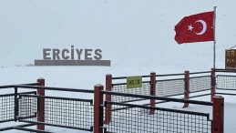 Anadolu Beyaz Gelinliğini Giydi