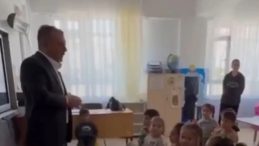 Ankara’daki Su Kesintileri Çocukların Gündeminde! Yavaş Yönetimine Gönderme: ‘Belediye Suyu Keser’