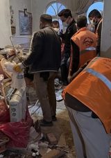 Annesinin cesediyle aynı evde bir ay yaşadı