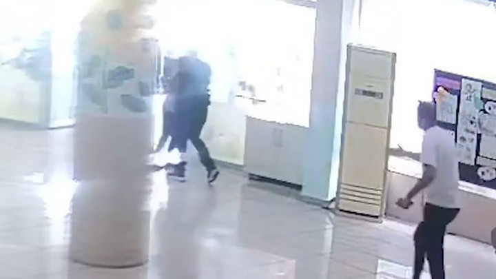 Antalya'da Öğretmene Tokat Atan Veli Tutuklandı