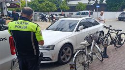 Araçta Kan Gören Vatandaş, Polisi Harekete Geçirdi! Gerçek Bambaşka Çıktı