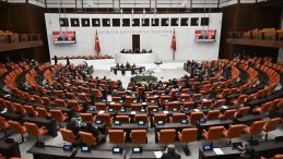 Asgari Ücret 9 Kat Artacak! TBMM'de Vergi Kanun Teklifi Onaylandı