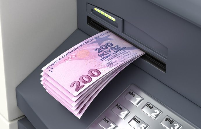 ATM'de Bulunan Para Sahibine Ulaşmaya Çalışıyor: Yaklaşık 37 Bin TL