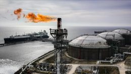 Avrupa'nın LNG Terminali Yatırımları Yavaşlama Eğiliminde