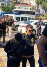 Aydın'da Korkun&ccedil; Olay: Gen&ccedil; Kıza Sokakta Şiddet Uyguladılar!