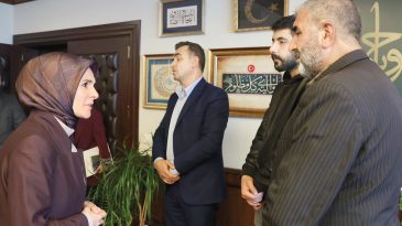 Bakan G&ouml;ktaş Rojin&rsquo;in Babasıyla Bir Araya Geldi