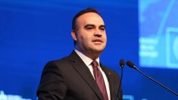 Bakan Kacır: Ardventure TEKMER, yenilikçi girişimlere küresel marka yolunu açacak