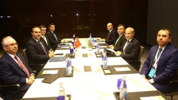 Bakan Kacır'dan Bak&uuml;'de Diplomasi Trafiği