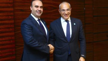 Bakan Kacır'dan Bak&uuml;'de Diplomasi Turu