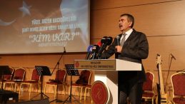 Bakan Tekin: Fedak&acirc;rlığı sanatla &ouml;ğretiyoruz