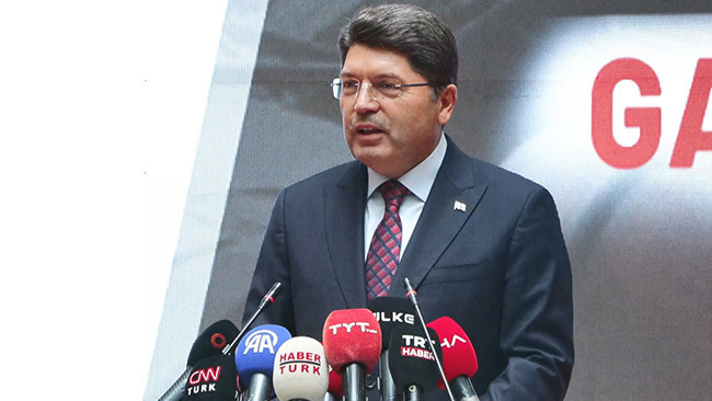 Bakan Tunç: Ben hukuk devleti dedikçe birileri bundan rahatsız oluyor