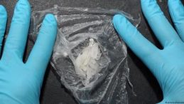 Bakırk&ouml;y'de Uyuşturucu Operasyonu: 26 Kilogram Metamfetamin Ele Ge&ccedil;irildi