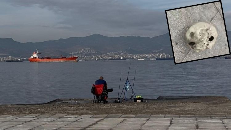 Balık Tutarken Korkunç Bir T经历 Müşteri: Oltaya İnsan Kafatası Takıldı