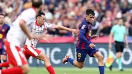 Barcelona'lı Futbolcular Maçlarını Protesto Ediyor!