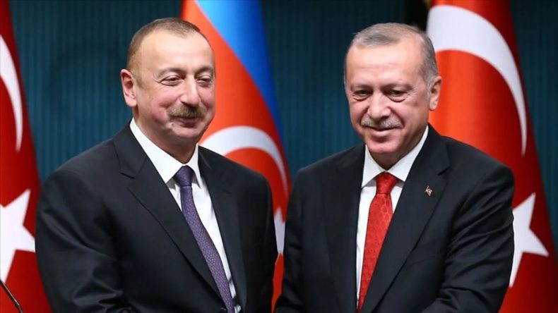 Başkan Erdoğan, Azerbaycan'ın Bağımsızlık Günü'nü Kutladı