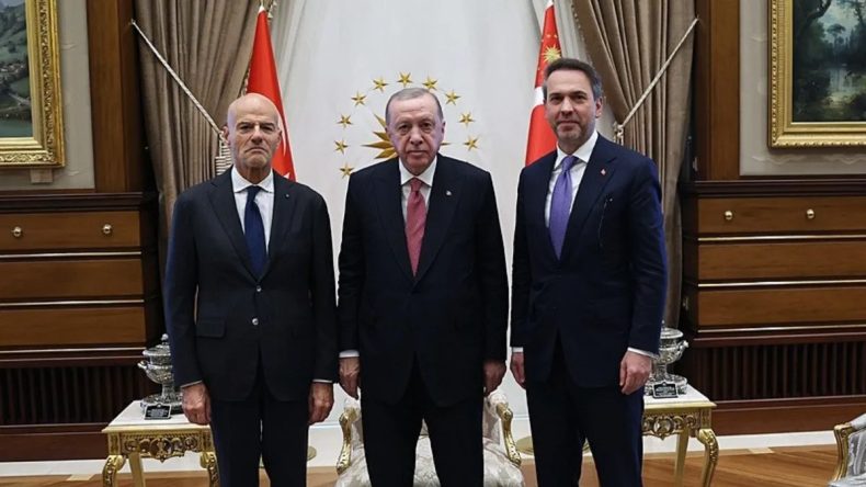 Başkan Erdoğan, İtalya Milli Hidrokarbon Ajansı Başkanı Descalzi'yi Ağırladı