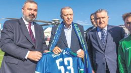 Başkan Erdoğan, Rizespor Kulübünü Ziyaret Etti
