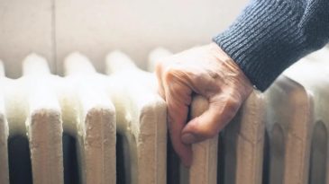 Batı&rsquo;da 47 Milyon Kişi Dondurucu Soğukta Yaşıyor