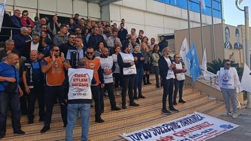 Belediye Memurlarından Protesto: 'Haklarımız &Ouml;denmiyor'