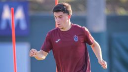 Benjamin Bouchouari Futbola Geri Dönüyor