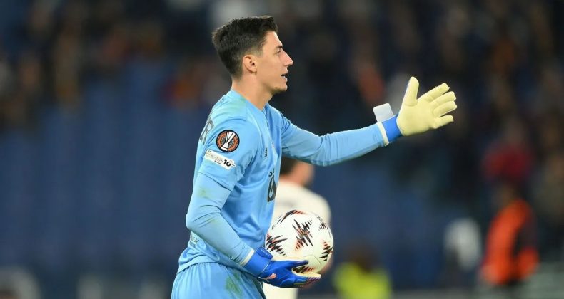 Berke Özer Milli Takım Kampını İzinsiz Terk Etti!