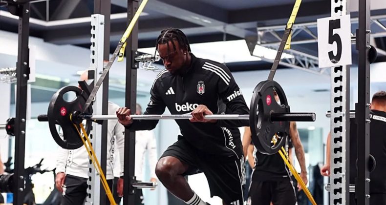 Beşiktaş, Salonda Antrenman Yaptı!