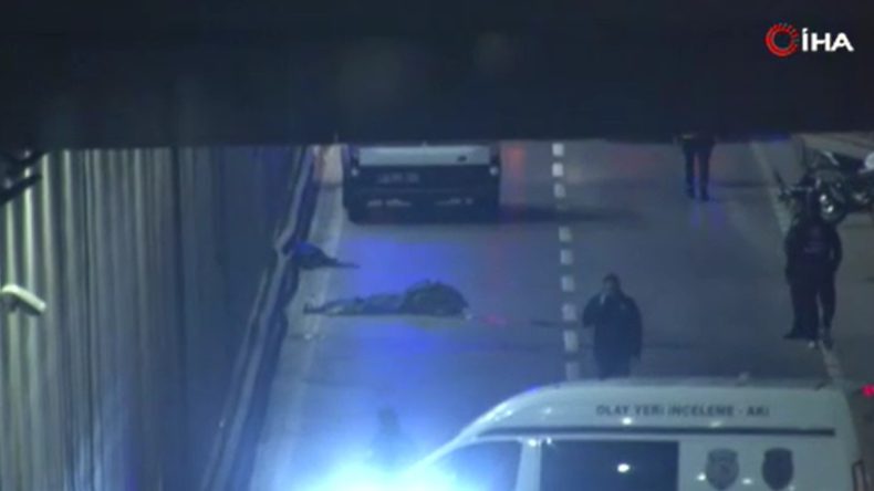 Beşiktaş'ta Alt Geçitte Motosiklet Kazası: 1 Ölü, 1 Yaralı