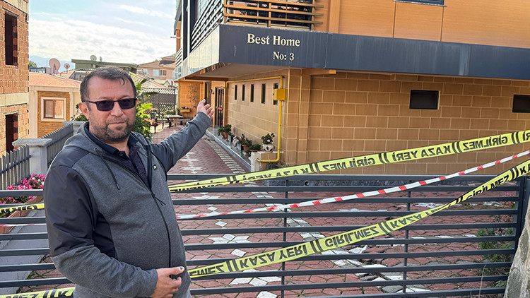 Binalar Boşaltıldı, Giriş Yasağı Uygulandı | 'İçeride Para ve Kişisel Eşyalarımız Kaldı'