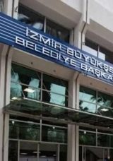 Bir yandan alıyor bir yandan atıyor! Tugay 40 çalışanı kapı önüne koydu