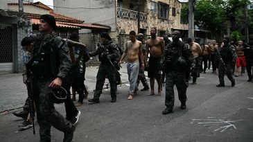 Brezilya'daki Favela Operasyonunda 64 Kişi Hayatını Kaybetti