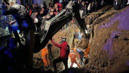 Bursa'da Kanalizasyon Çukurunda Göçük: 2 Kişi Hayatını Kaybetti