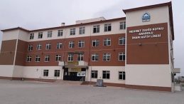 Bursa'da Okul Bahçesinde Gasp Teşebbüsü: Müdür Yardımcısının Burnu Kırıldı!