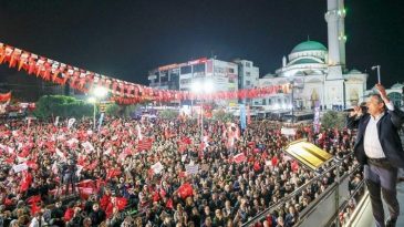&Ccedil;anakkale&rsquo;de K&uuml;rt ve T&uuml;rk Birlikte Siyaset Yapabilir