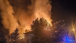 Çankırı'da Korkutan Yangın: 3 Ev ve 4 Samanlık Küle Döndü!