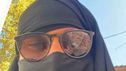 Çarşafla Gezen Erkek Üzerine İşlem Yapıldı