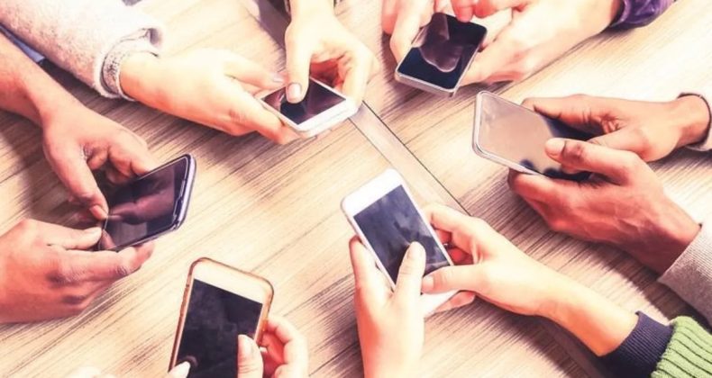 Cep Telefonlarına Özel İndirim Dönemi Başlıyor